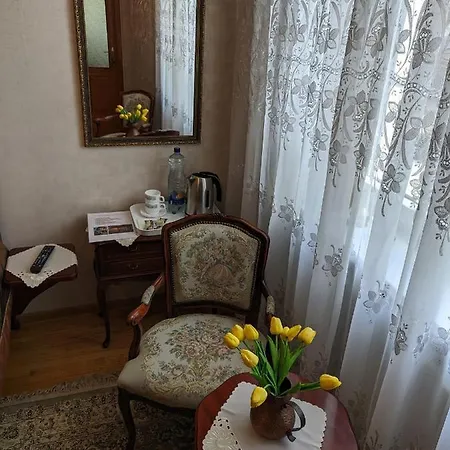 Nika - And In The Heart Of Center * Palanga