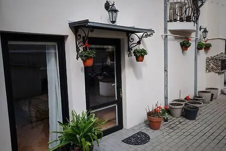 Nika - And In The Heart Of Center Butas Palanga